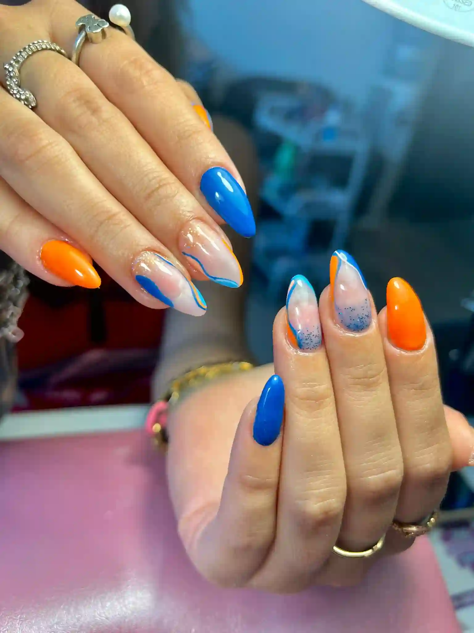 Diseño de uñas profesional